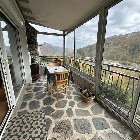 Jolie Maisonnette Jusqu'A 4 Personnes Avec Superbe Vue Holiday home